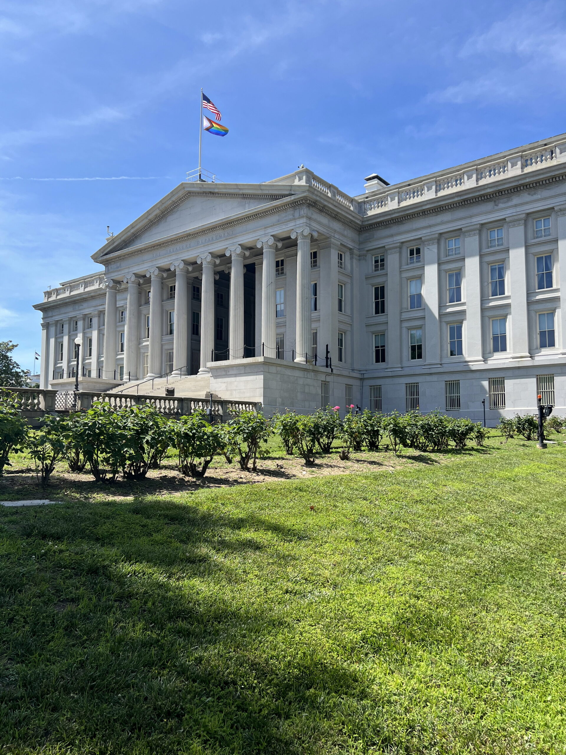 United States Treasury Department building representing Treasury bills and cash planning